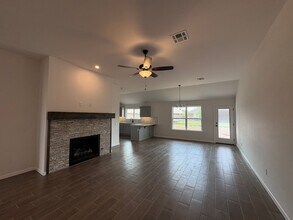 8608 NW 75th St in Oklahoma City, OK - Building Photo - Building Photo