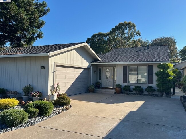 562 St George Rd in Danville, CA - Building Photo - Building Photo