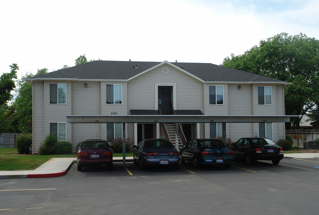 Rose Hill Apartments in Boise, ID - Building Photo