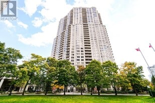 25 Kingsbridge Garden Cir in Mississauga, ON - Building Photo