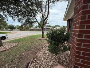 916 Whitehall Dr in Pflugerville, TX - Building Photo - Building Photo