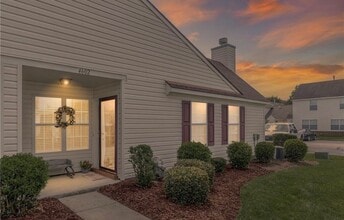 4602 Olde Stone Way in Chesapeake, VA - Building Photo - Building Photo