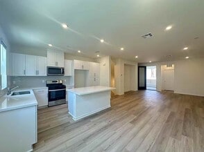 16329 Sandpiper Ave in Chino, CA - Building Photo - Building Photo