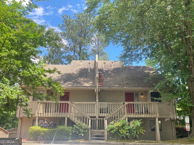 property at 2103 Defoors Ferry Rd NW