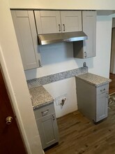 4639 E Hamilton Ave in Fresno, CA - Building Photo - Building Photo