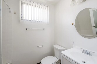 7509 Herschel Ave in San Diego, CA - Building Photo - Building Photo