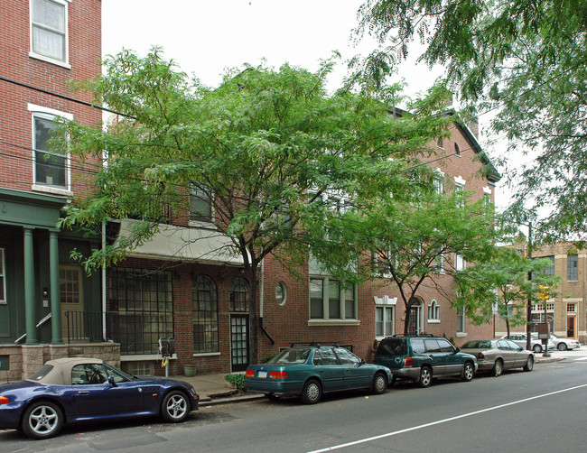 2200 Pine St in Philadelphia, PA - Building Photo - Building Photo