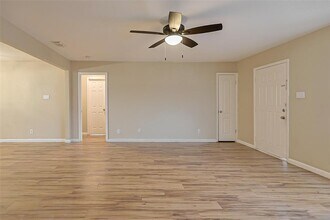 111 Branch View Dr in Kyle, TX - Building Photo - Building Photo