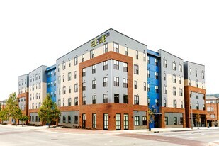 ELEVATE 340 in Columbus, OH - Building Photo