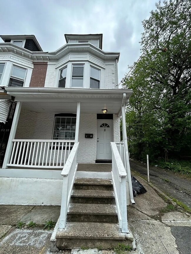 property at 19 E Ingham Ave
