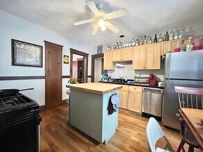 18 Sachem St, Unit 2 in Boston, MA - Building Photo - Building Photo