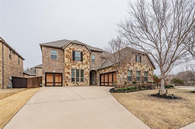 property at 1614 Chisholm Trail