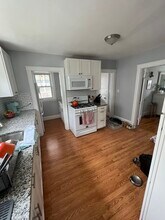 32 Wedgemere Rd, Unit 1 in Malden, MA - Building Photo - Building Photo