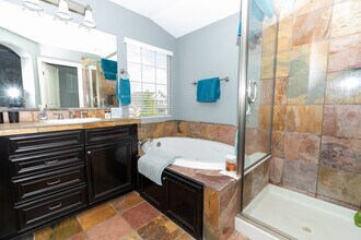 23693 E Brandt Pl in Aurora, CO - Building Photo - Building Photo