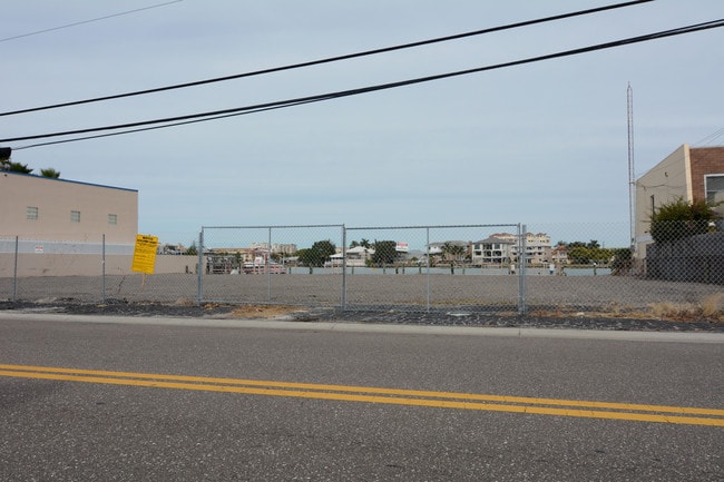 Sandpipers Cove in Clearwater, FL - Building Photo - Building Photo
