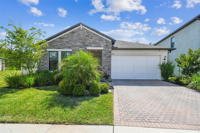 9571 Little Bluestem Dr in Land O Lakes, FL - Building Photo - Building Photo