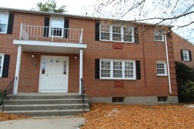 property at 6 Grandview Dr