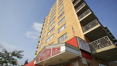 Hillside Place in Jamaica, NY - Foto de edificio - Building Photo