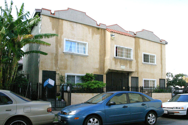 1211 Hoffman Ave in Long Beach, CA - Building Photo - Building Photo