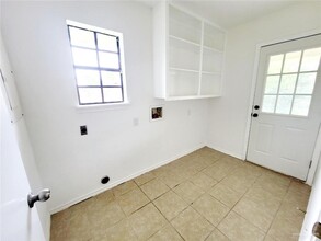 1512 Tamarack Ave in McAllen, TX - Building Photo - Building Photo