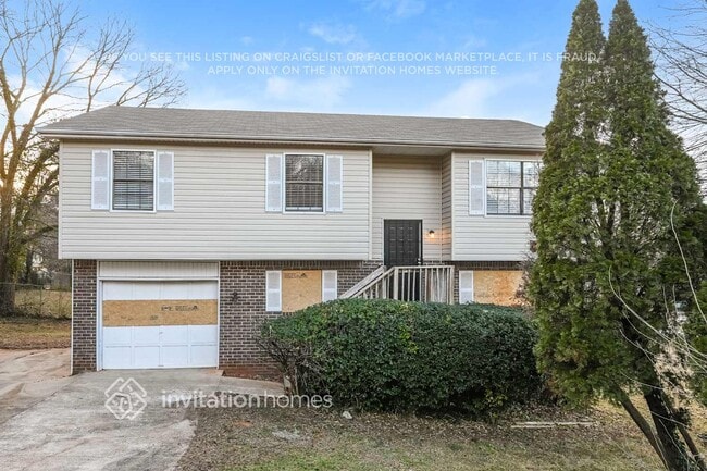 property at 2700 Rockdale Dr