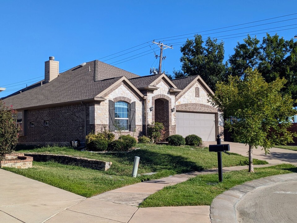 1300 Jennings Ct in Prosper, TX - Building Photo