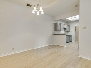 2601 Riddle Rd in Austin, TX - Building Photo - Building Photo