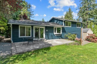 45 Big Bear Ct NW in Issaquah, WA - Building Photo - Building Photo