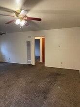 2522 Encina St in Bakersfield, CA - Building Photo - Building Photo