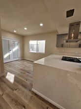 4310 W 159th St in Lawndale, CA - Building Photo - Building Photo