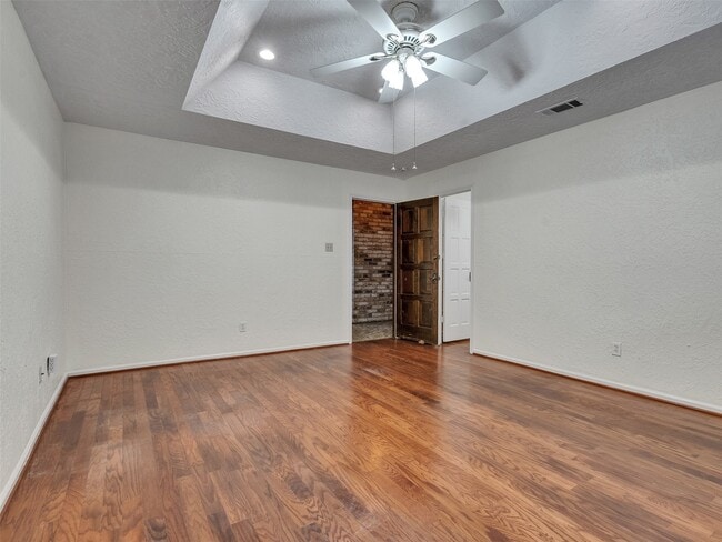 property at 8 Shadowood St