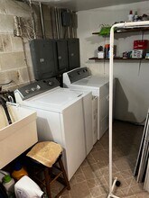 5030 Carol St, Unit Unit 1 in Skokie, IL - Building Photo - Building Photo