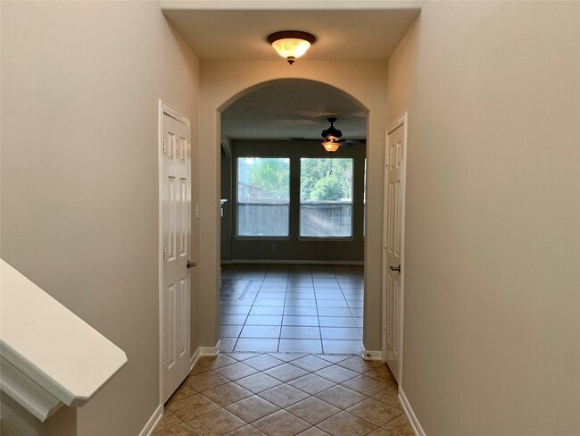 11 Baccara Pl in Conroe, TX - Building Photo - Building Photo