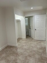 126 W Central Ave in Hemet, CA - Building Photo - Building Photo