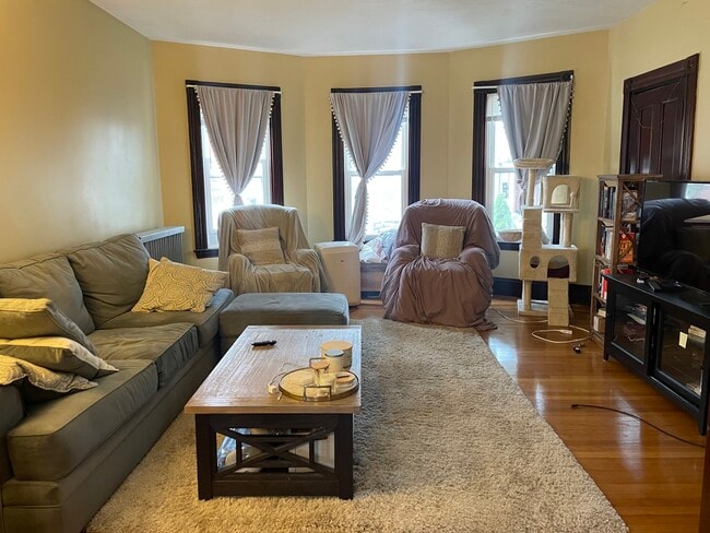 32 Dorset St, Unit 1