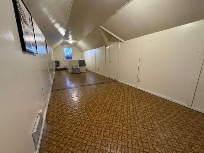 307 Kern St in Waterloo, IA - Building Photo - Building Photo