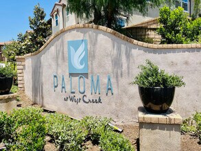 28747 Jardineras Dr in Santa Clarita, CA - Building Photo - Building Photo