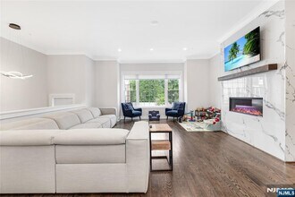 902 Opus Wy in Montvale, NJ - Building Photo - Building Photo