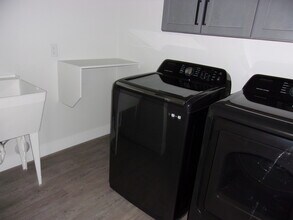 695 Anela Ln in Grand Junction, CO - Building Photo - Building Photo