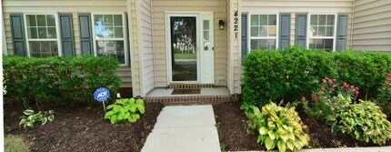 4221 White Heron Point in Portsmouth, VA - Building Photo - Building Photo