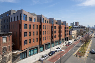 55 BRIGHTON AT PACKARD CROSSING in Allston, MA - Building Photo - Building Photo