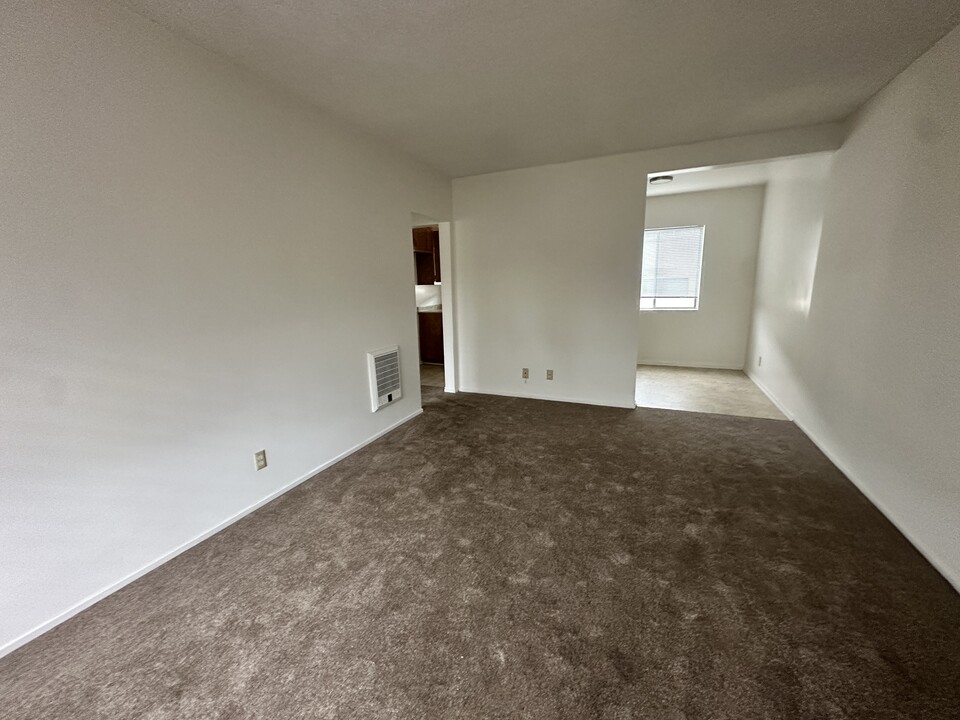 3536 Garnet St, Unit 17 in Torrance, CA - Building Photo