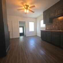 13616 Sprecher Ave in Cleveland, OH - Building Photo - Building Photo