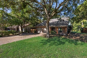 2325 Clearview Ct in Lewisville, TX - Building Photo - Building Photo