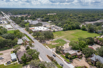 The Albritton in Friendswood, TX - Foto de edificio - Building Photo