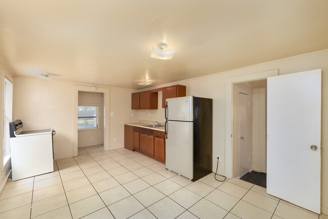 1715 14th St S, Unit 1715 14th St S in St. Petersburg, FL - Building Photo - Building Photo