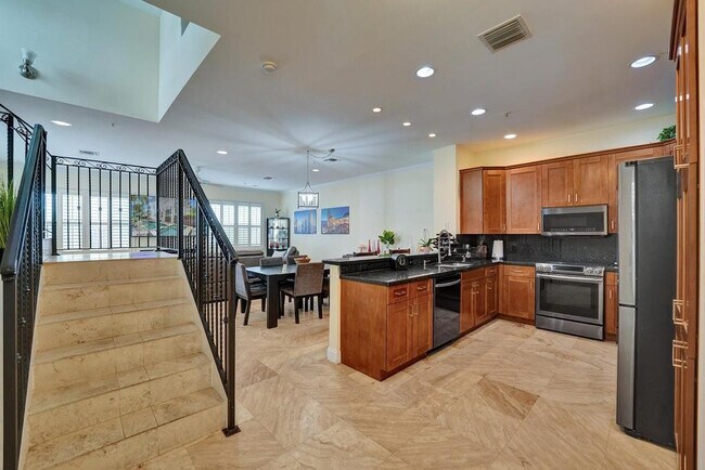 2515 NE 18th St in Fort Lauderdale, FL - Building Photo - Building Photo