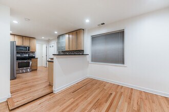 516 N Hermitage Ave, Unit 1 in Chicago, IL - Foto de edificio - Building Photo