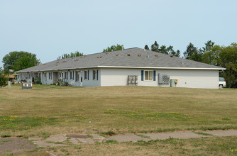 601-619 Clough Ave in Superior, WI - Building Photo - Building Photo