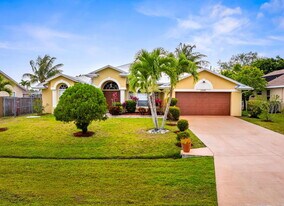 2466 SW Lafayette St in Port St. Lucie, FL - Building Photo